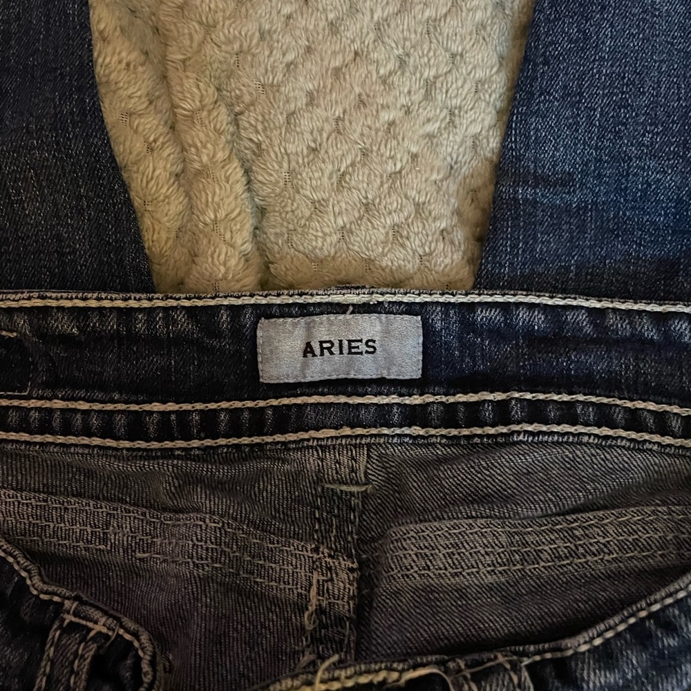 Jeans - Picture 4 of 8